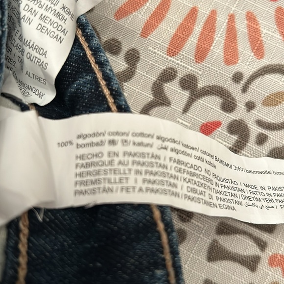 ZARA  Pleated Mini Denim Skirt size extra small - Picture 11 of 11